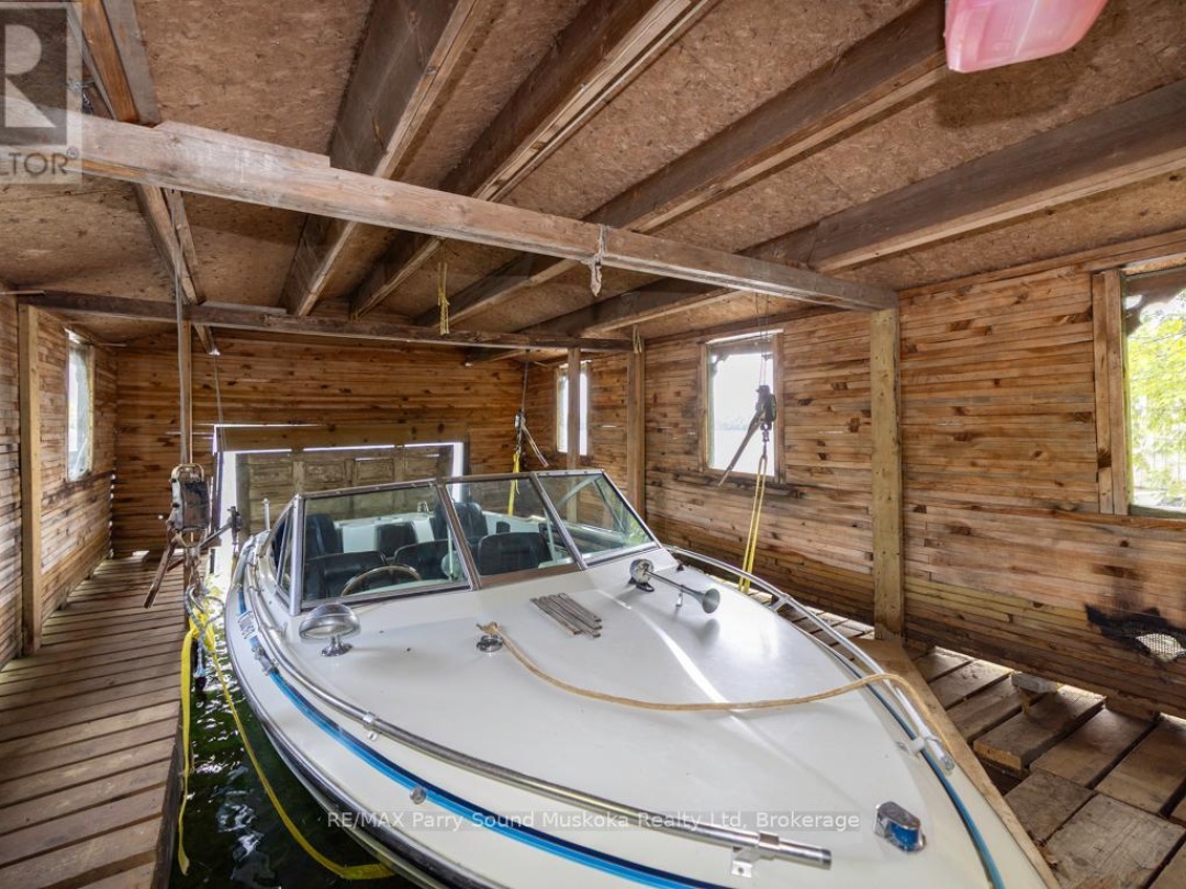 49 Bayshore Drive, Clear Lake