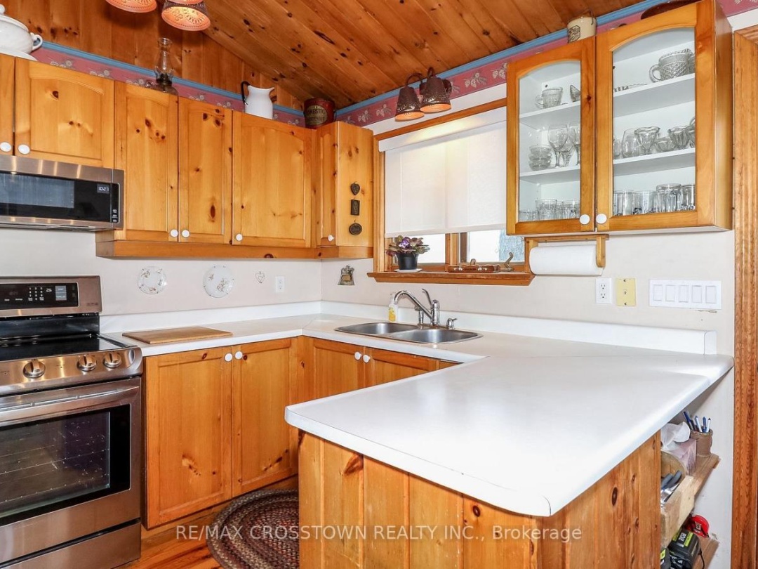 3822 Glenrest Drive, Lake Simcoe