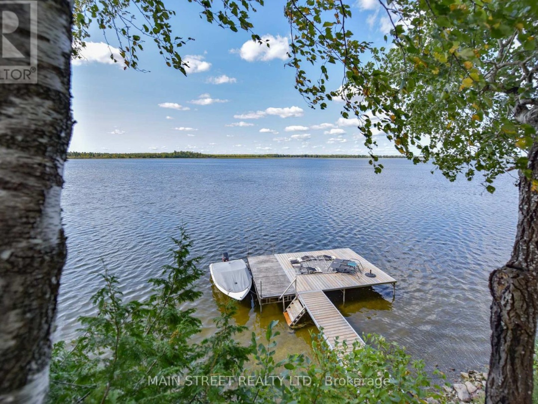 1316 Black Beach Lane, Dalrymple-south Lake