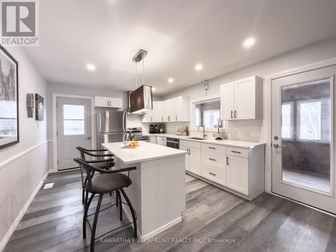 1170 ENGLISH CIRCLE, 
