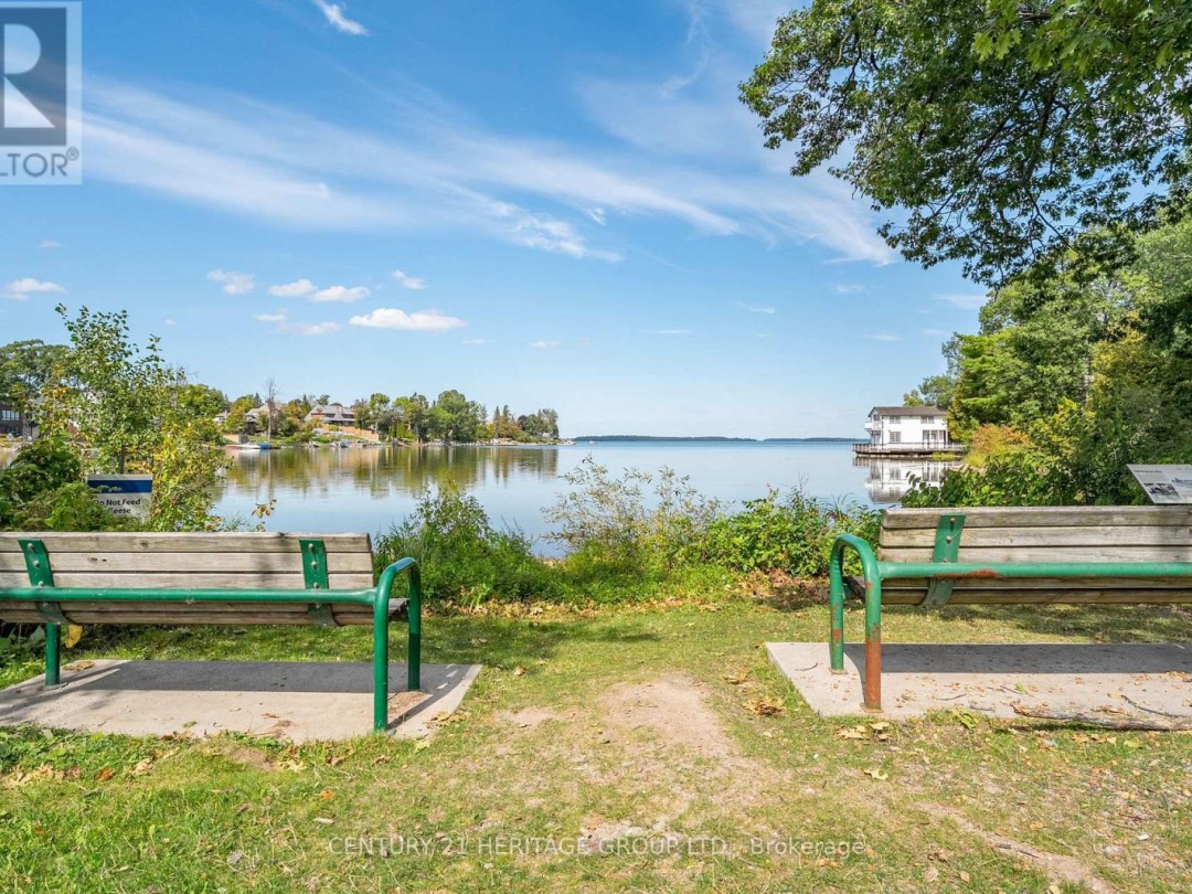 408 - 40 MUSEUM DRIVE, 