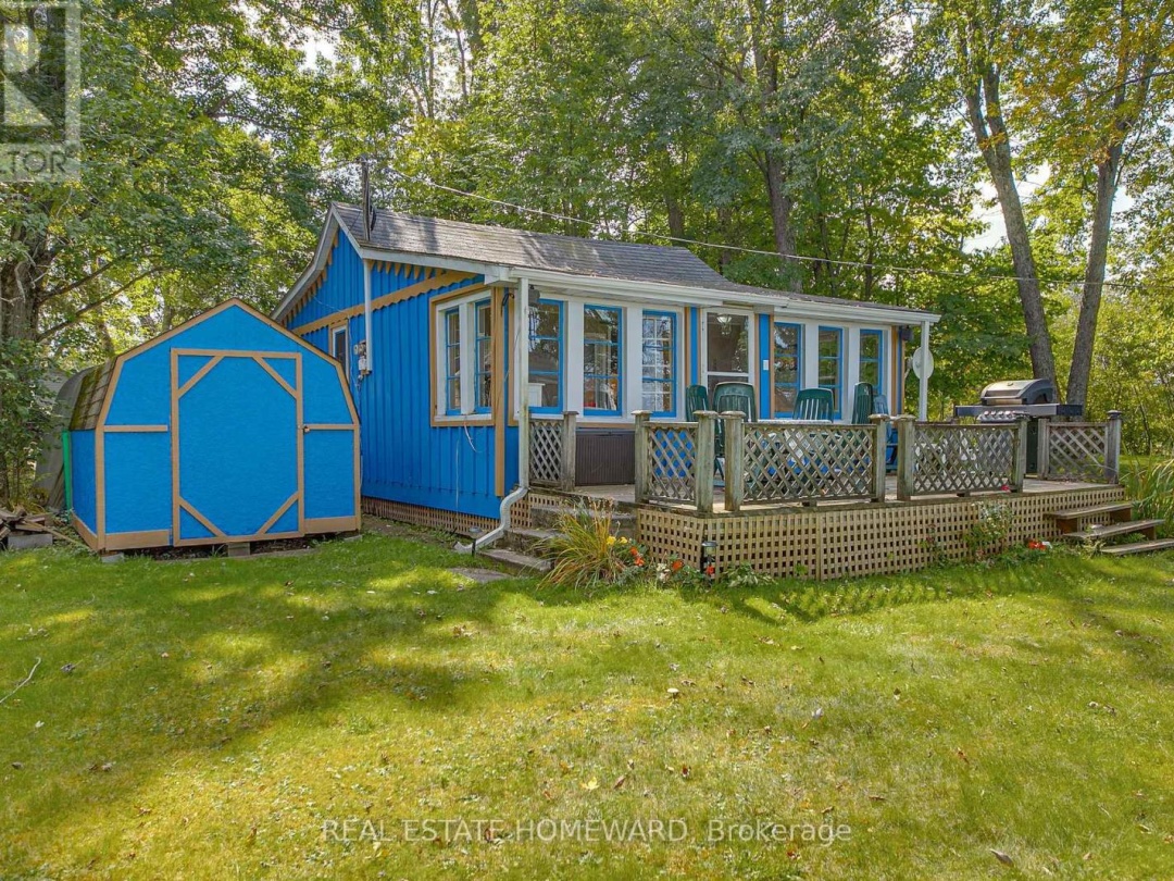 1046 Bea Dale Lane N, Sparrow Lake