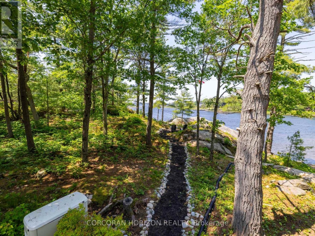 100 ISLAND 630 GEORGIAN BAY, 