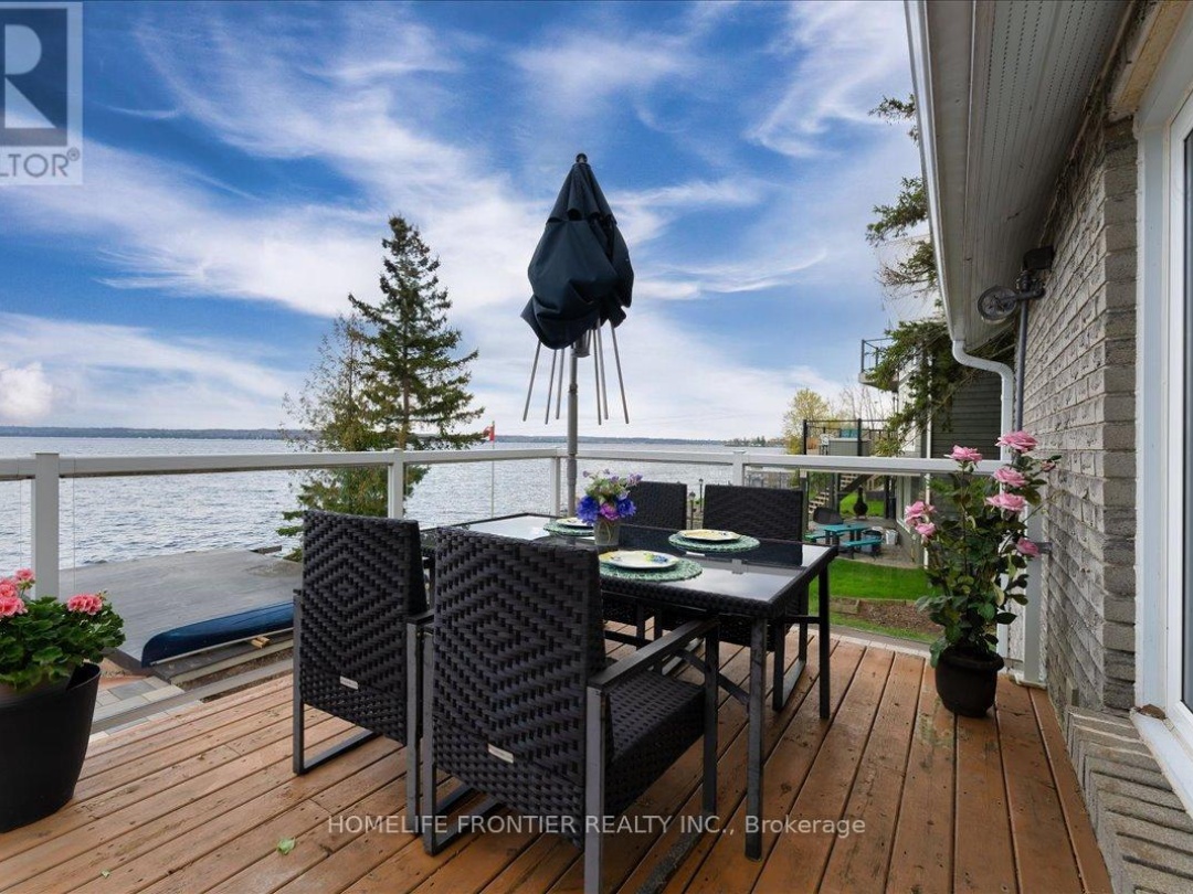 6 LAKEVIEW PARK ROAD, 