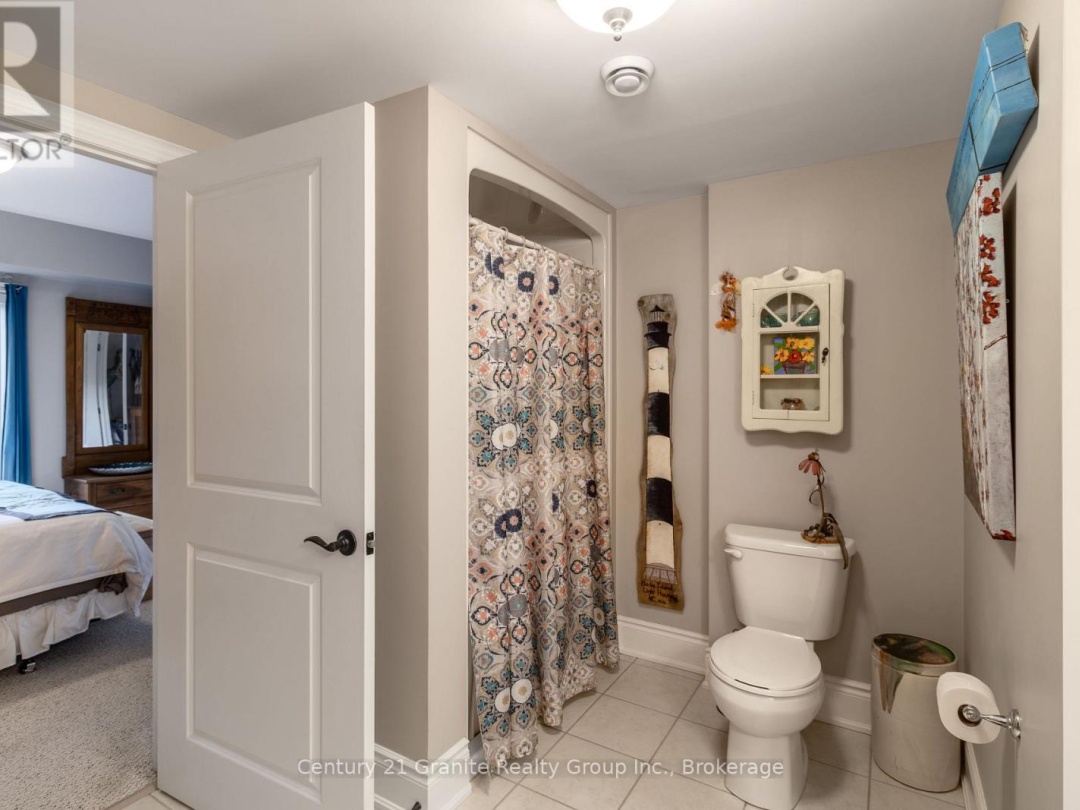 101 - 9 NEWCASTLE STREET, 