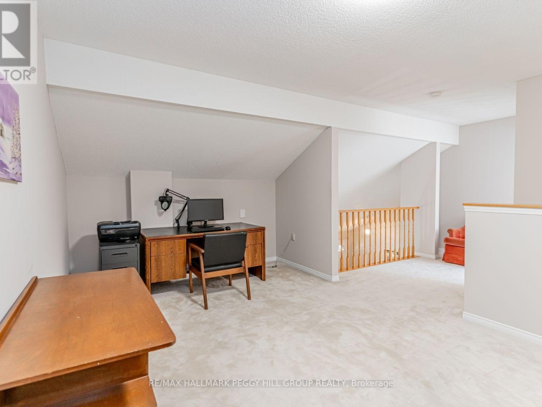 402 - 40 MUSEUM DRIVE, 