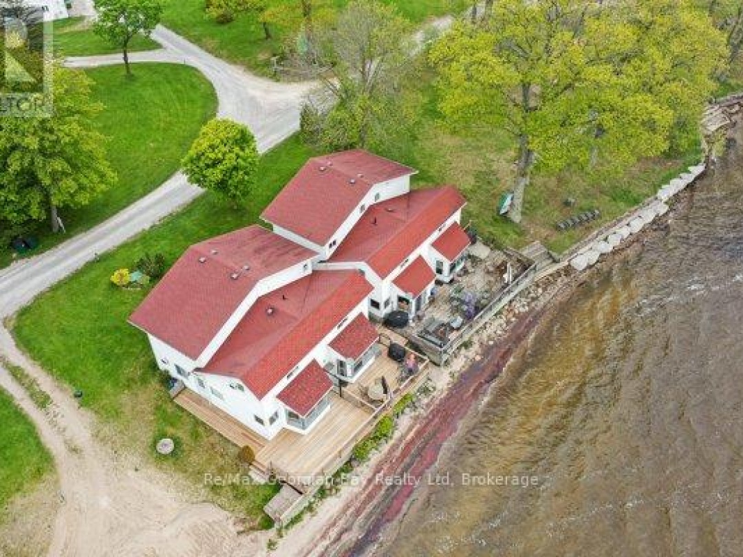 Beach Chalet #3 1230 Grandview Lodge Road, Sparrow Lake