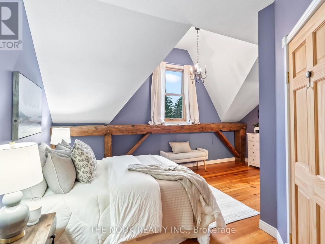 275 VALENTIA ROAD, 