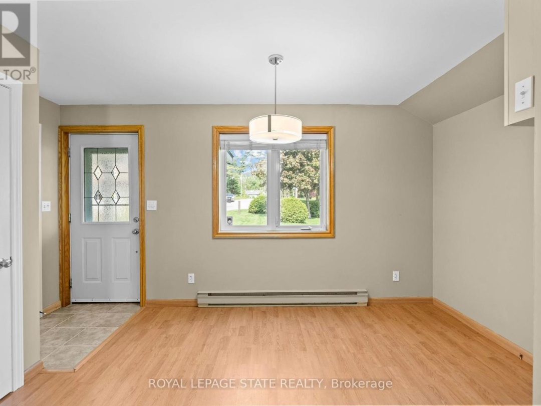 2703 LAKESIDE DRIVE, 