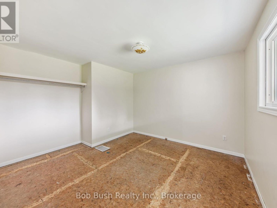 10596 12 Highway, Oro-Medonte