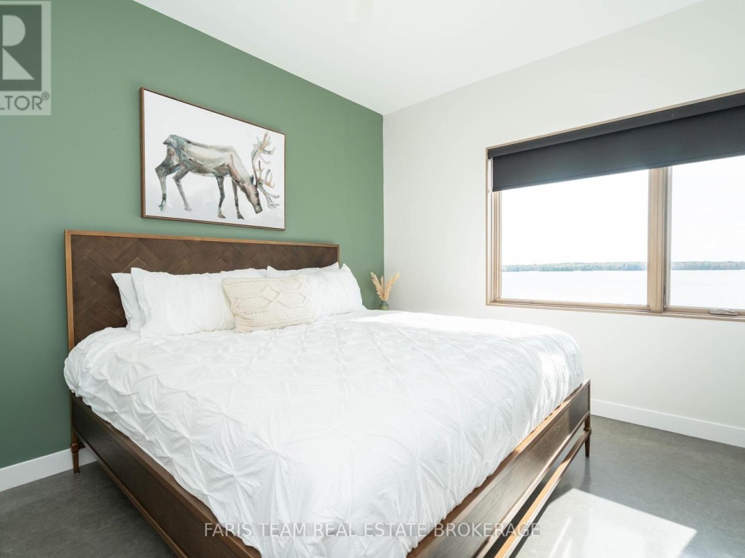 3886 EAST SHORE ROAD, 