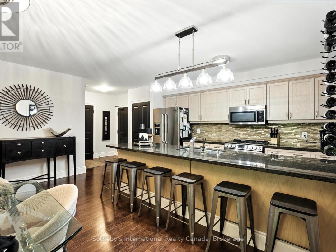 106 - 391 JAMES STREET W, 