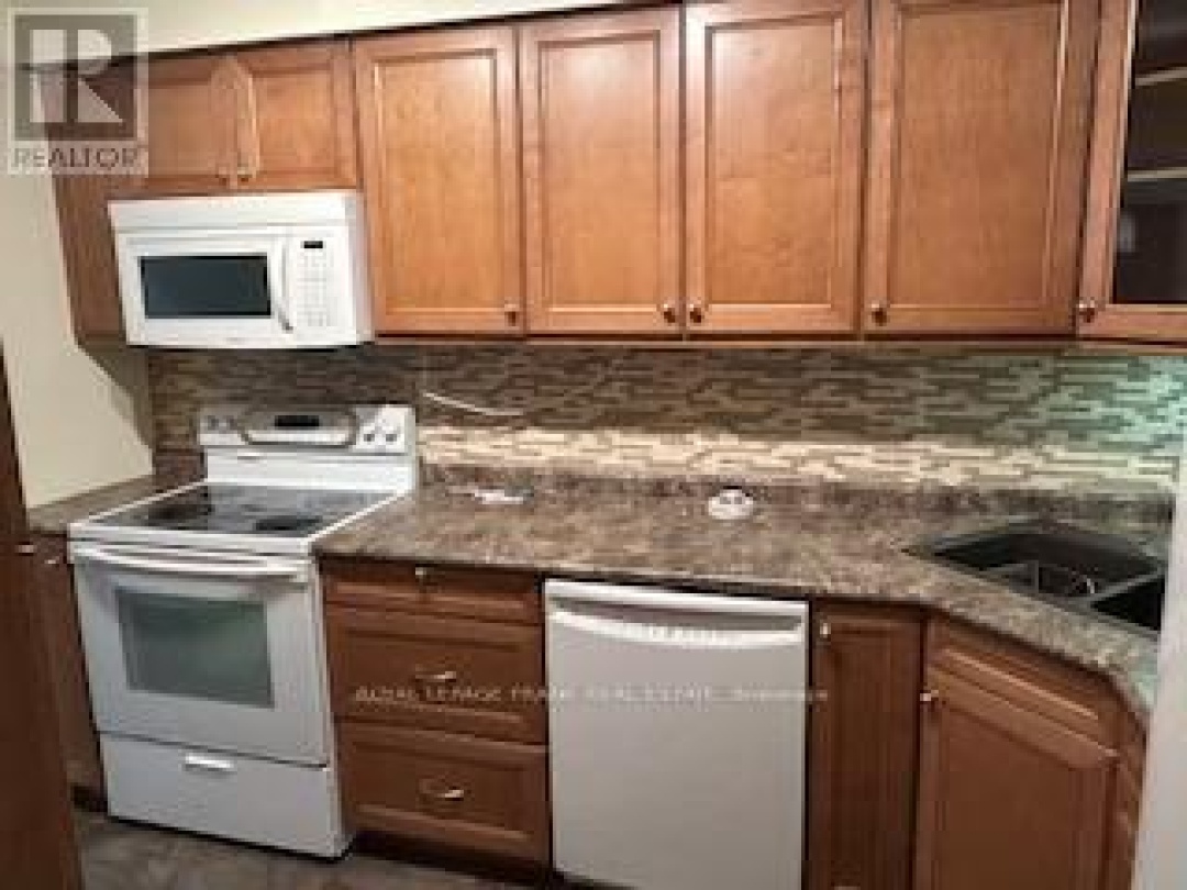 202 - 200 EAST STREET S, 