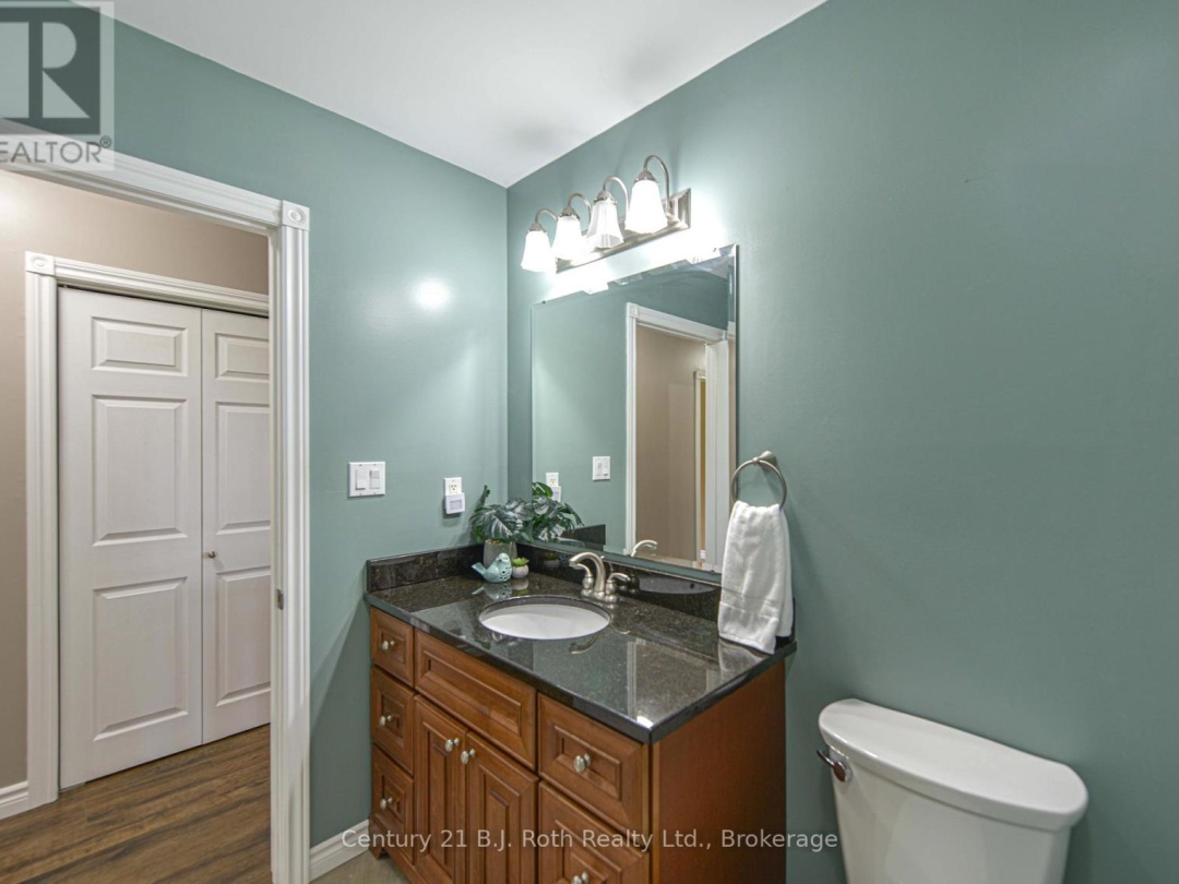 3516 Kirkfield Road, Dalrymple Lake
