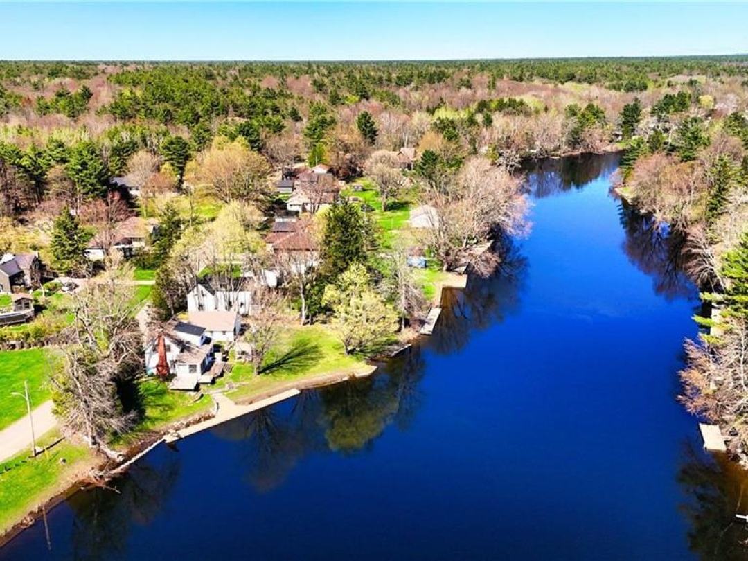 1012 Cowbell Lane, Severn Lake