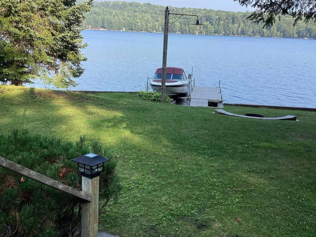 6258 Haliburton Lake Road, Haliburton Lake