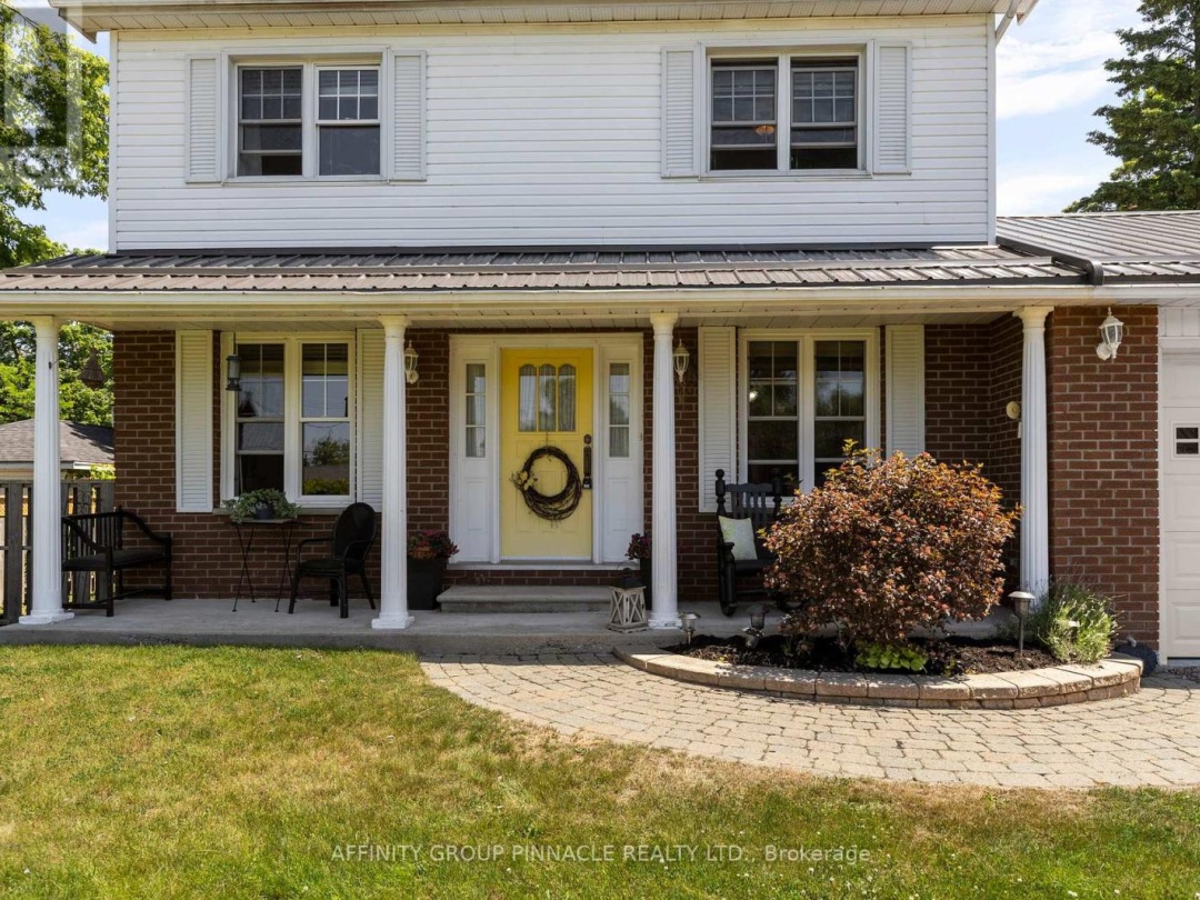 431 DUNDAS STREET, 