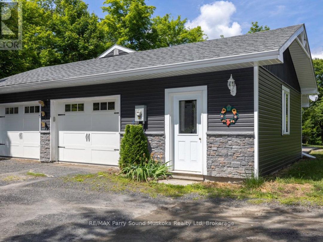 36 LONG LAKE ESTATES ROAD, 