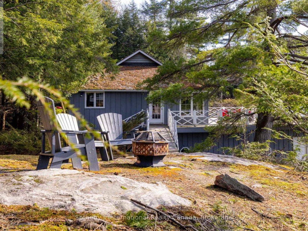 1-1076 BIRCH POINT ROAD, Lake Muskoka