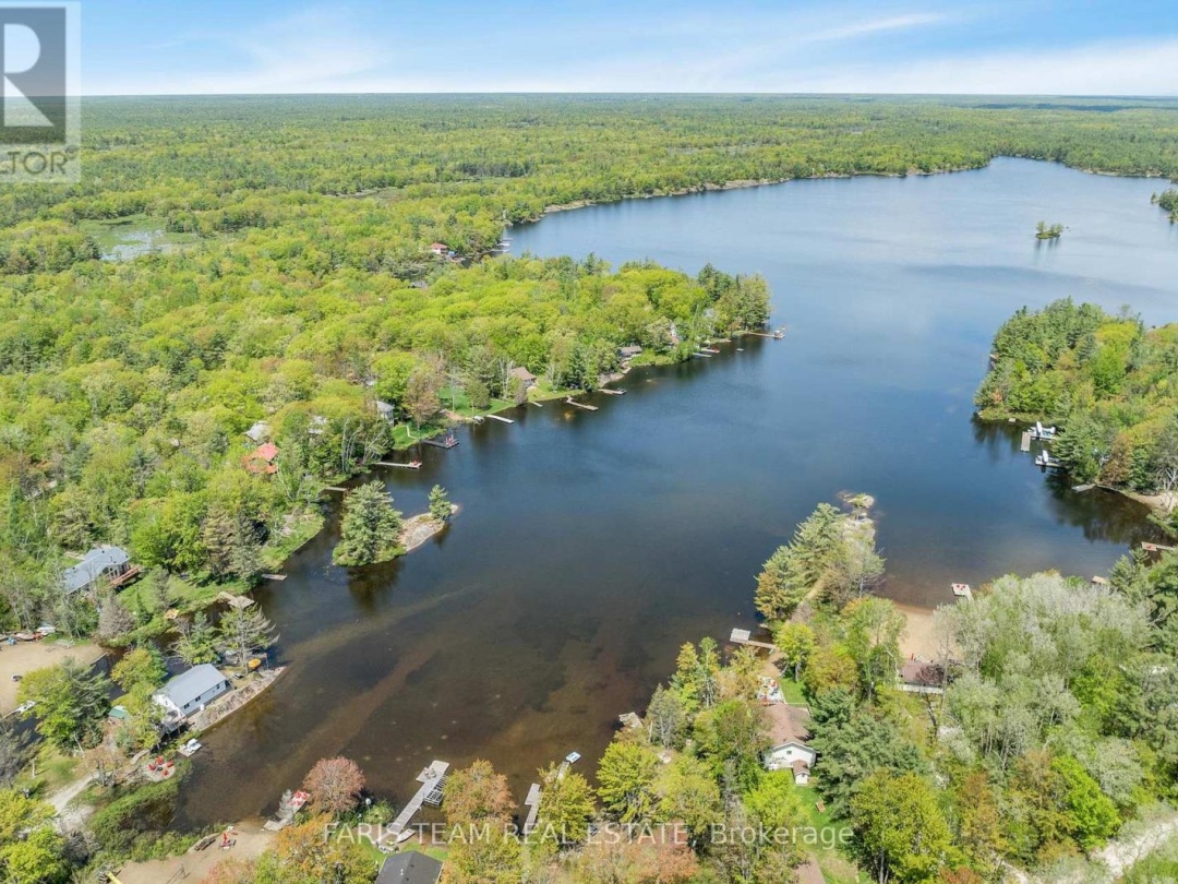 1010 Sanderson Road, Clearwater Lake