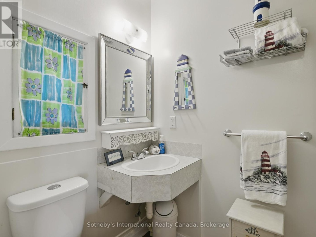 1601 Port Stanton Parkway, Sparrow Lake