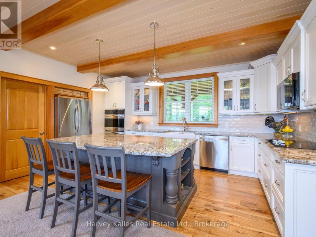 1045 LAKESHORE DRIVE, 