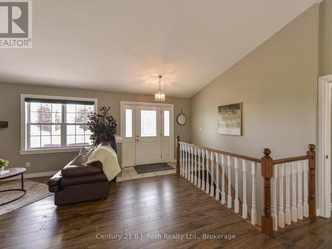 3516 Kirkfield Road, Dalrymple Lake