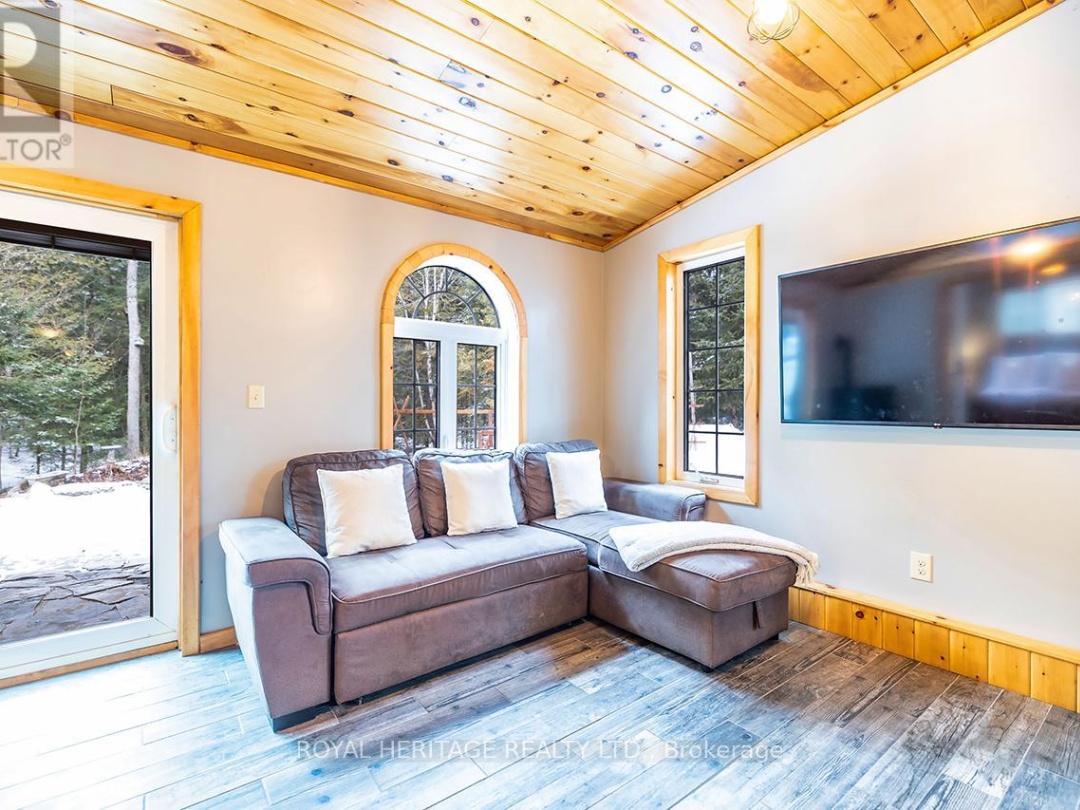 428 Kennedy Drive, Little Bald Lake