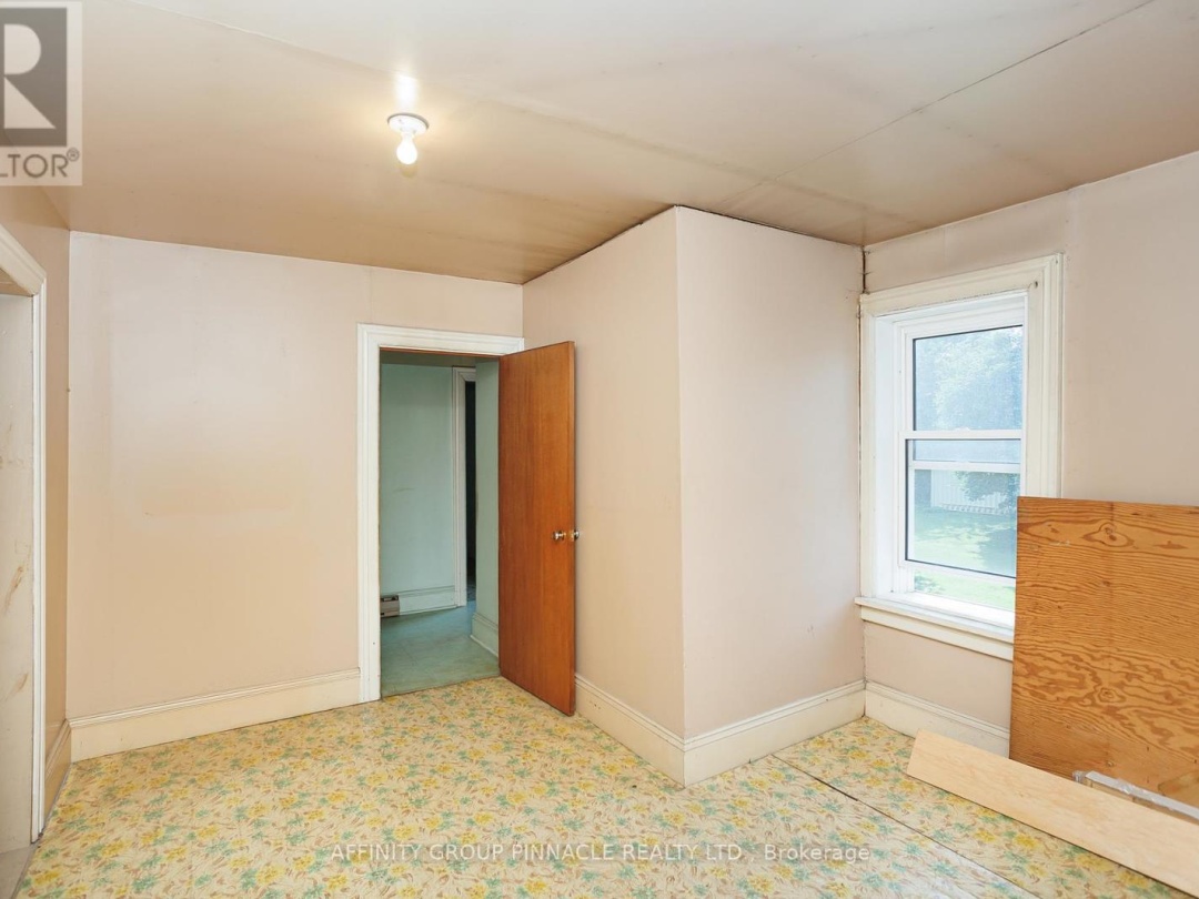1850 VICTORIA ROAD, 
