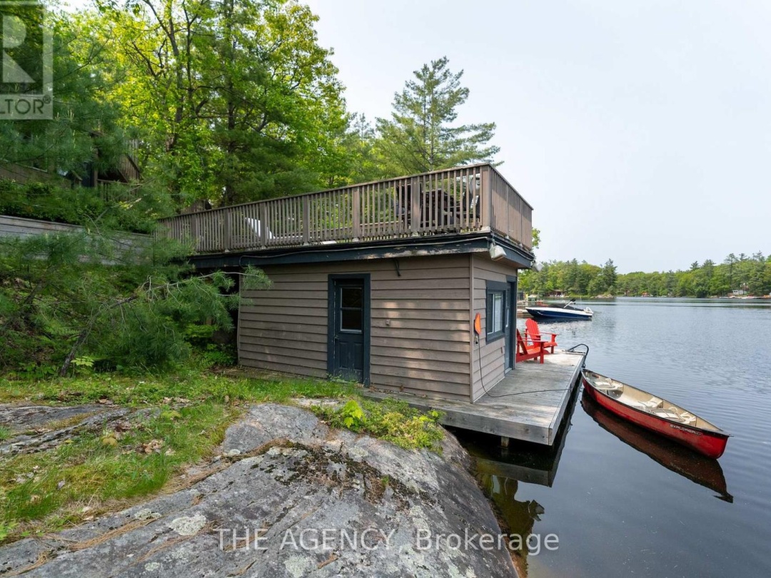 45 PINETREE ROAD, Loon Lake