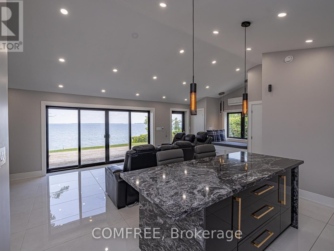 901 WOODLAND DRIVE, 