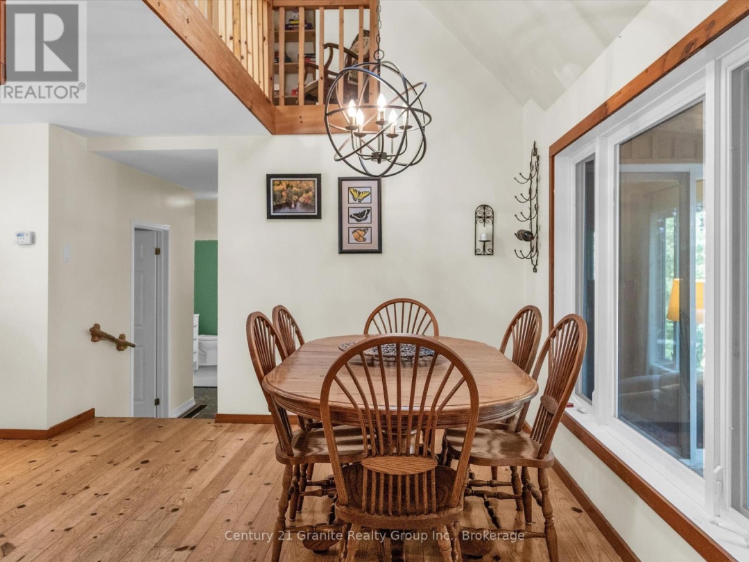 1120 S Clear Lake Road, Clear Lake