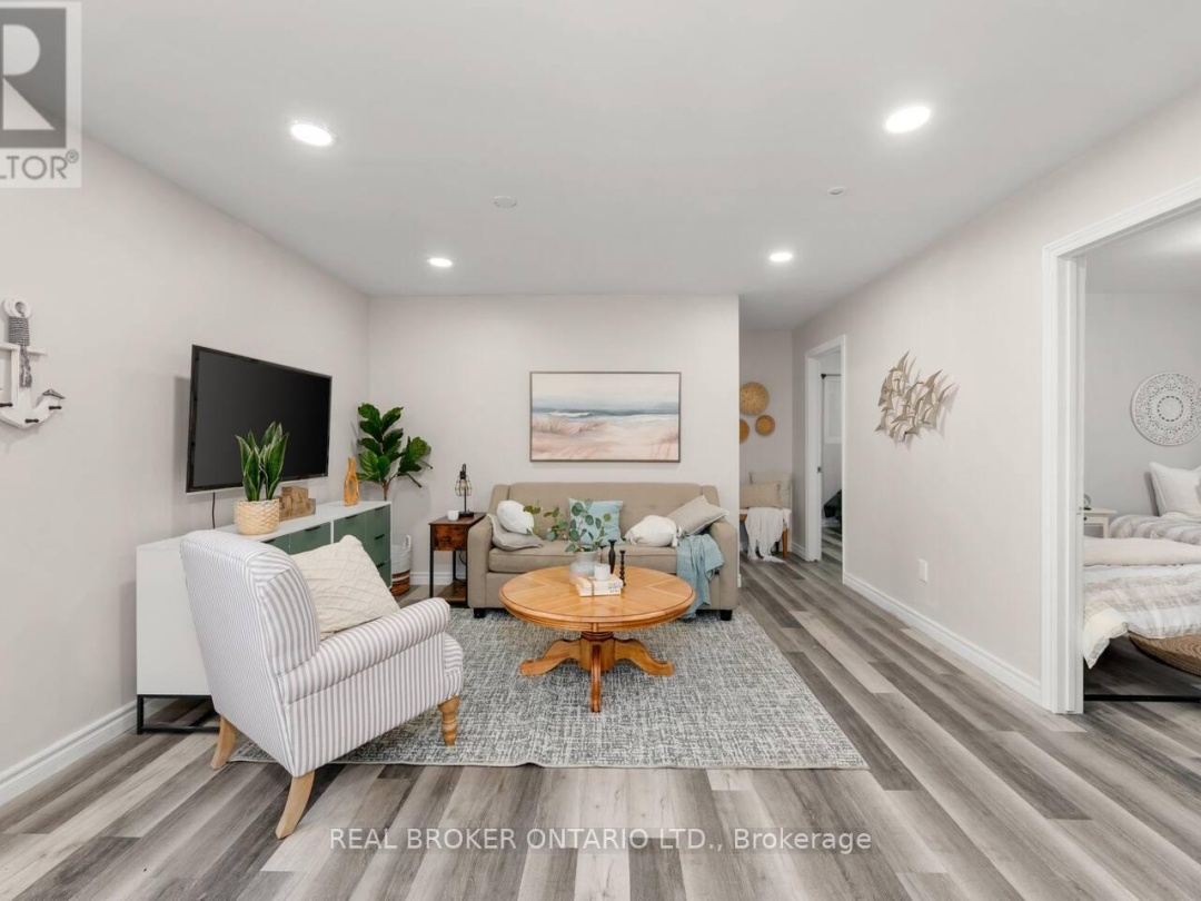 1027 SPENSOR'S TRAIL, 