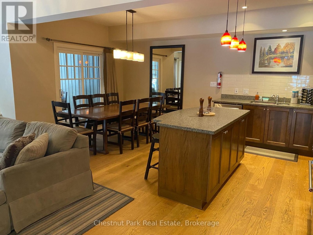 101 Glen Abbey Way, Lake Joseph