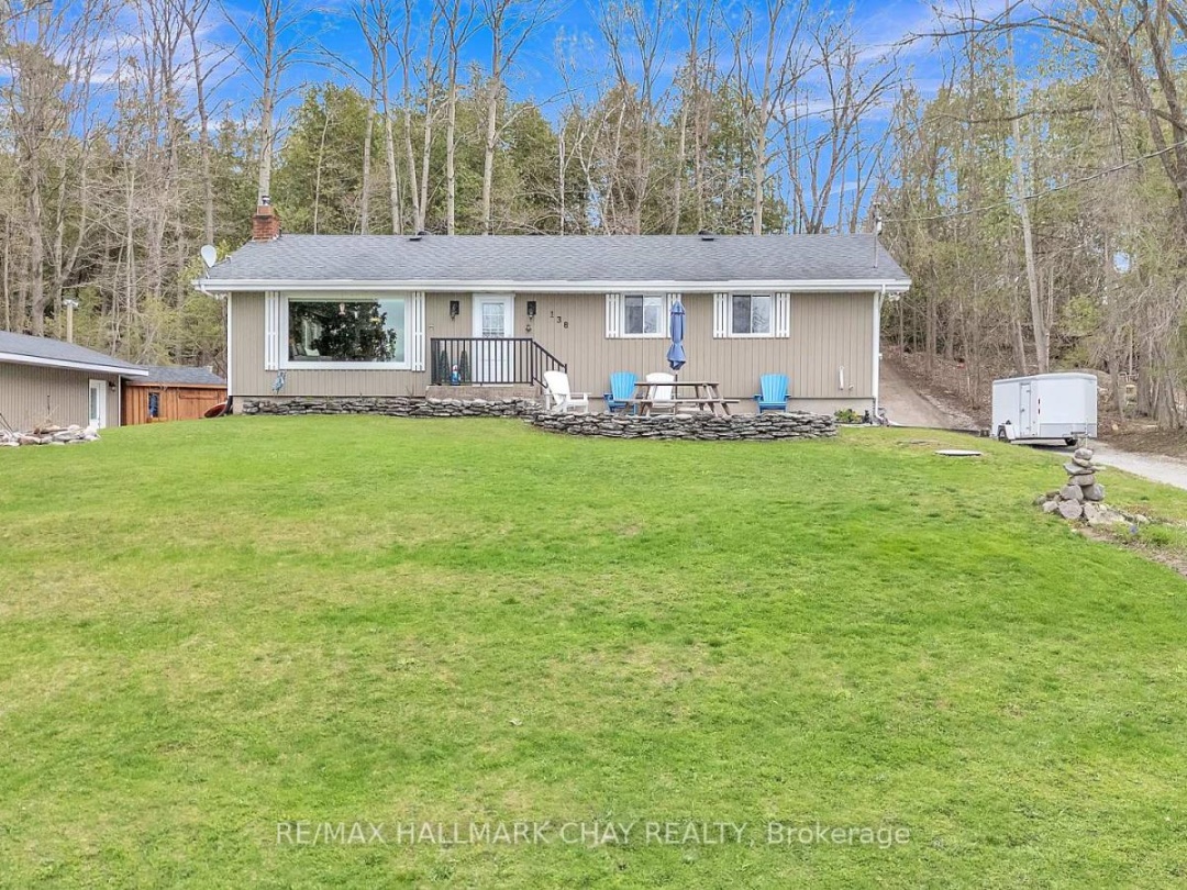 138 Lake Dalrymple Road, Dalrymple Lake