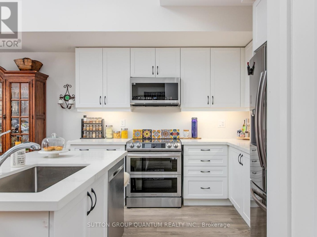 35 RUBY CRESCENT, Lake Simcoe