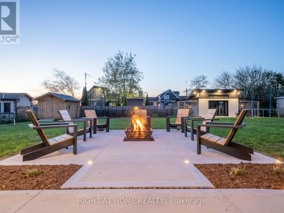 2906 CONCESSION RD A, 
