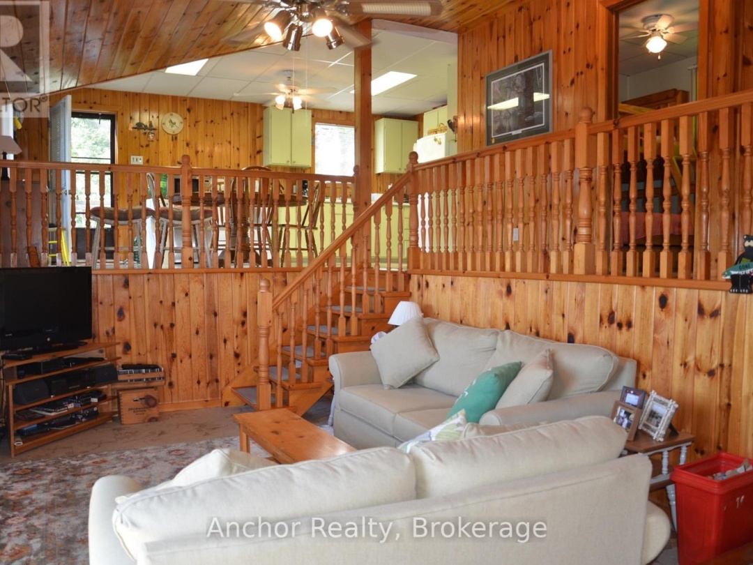 10167 Little Hawk West Sho, Little Hawk Lake