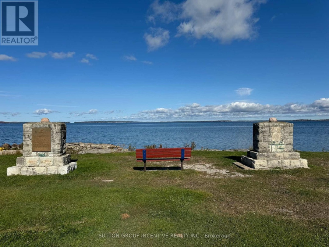 136 LIMESTONE ROAD, 