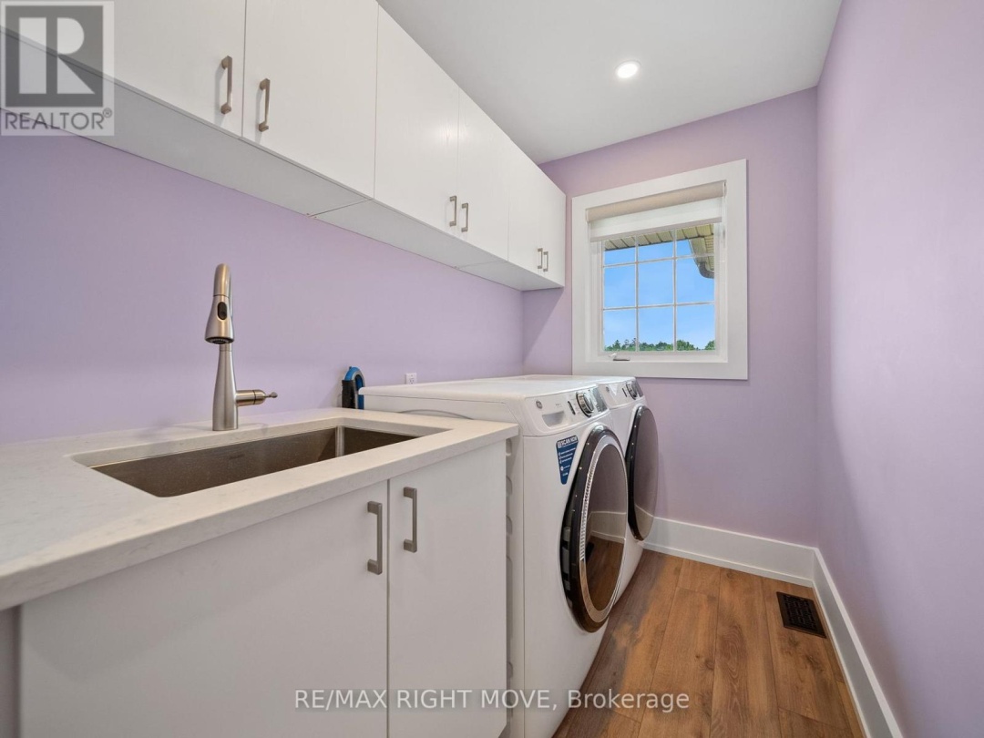1348 HAWK RIDGE CRESCENT, 