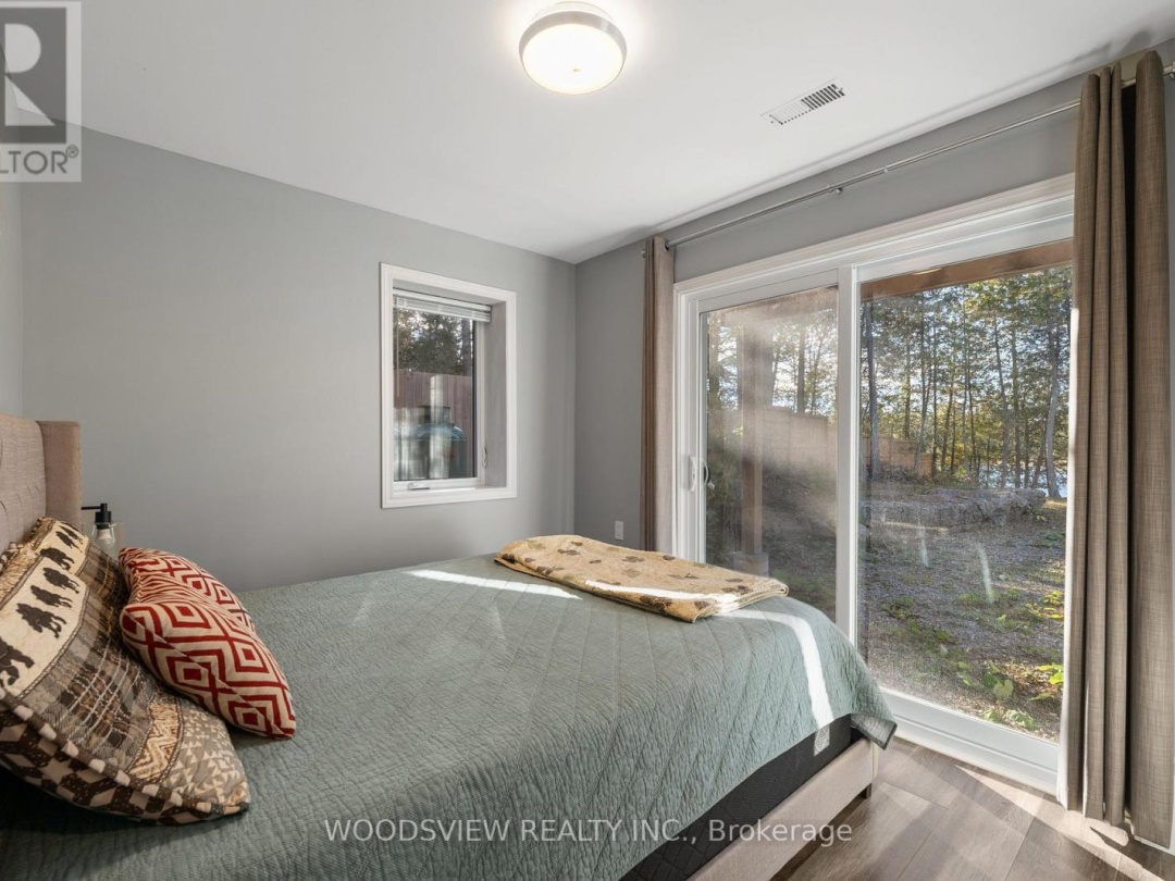 89 LITTLE SILVER WAY, 