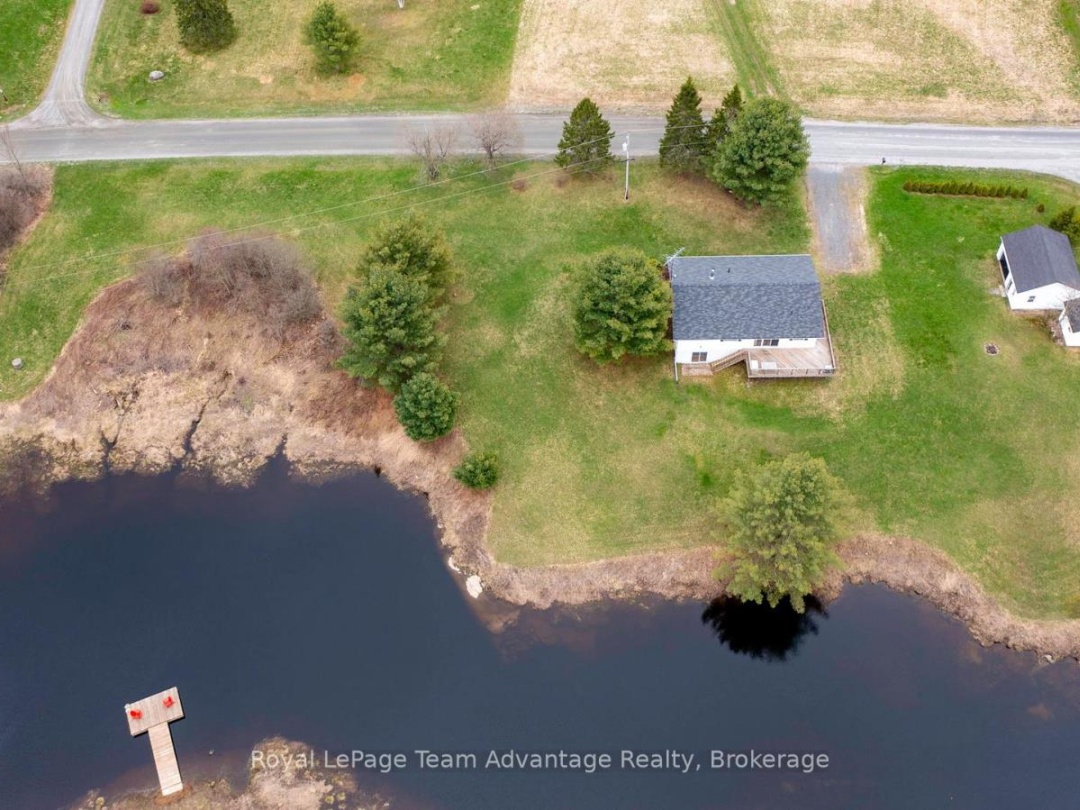 142 Broadbent Road, Manitouwabing Lake