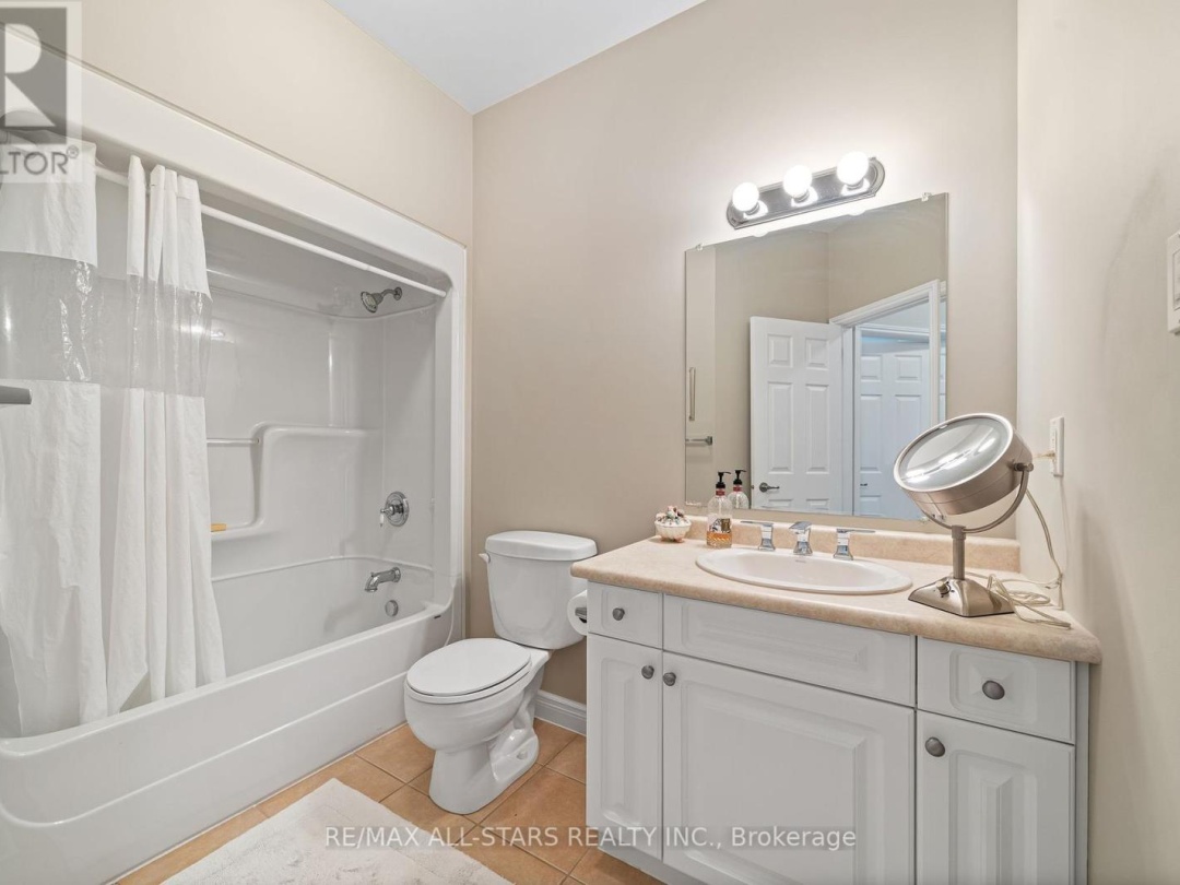84A FRANCIS STREET E, 