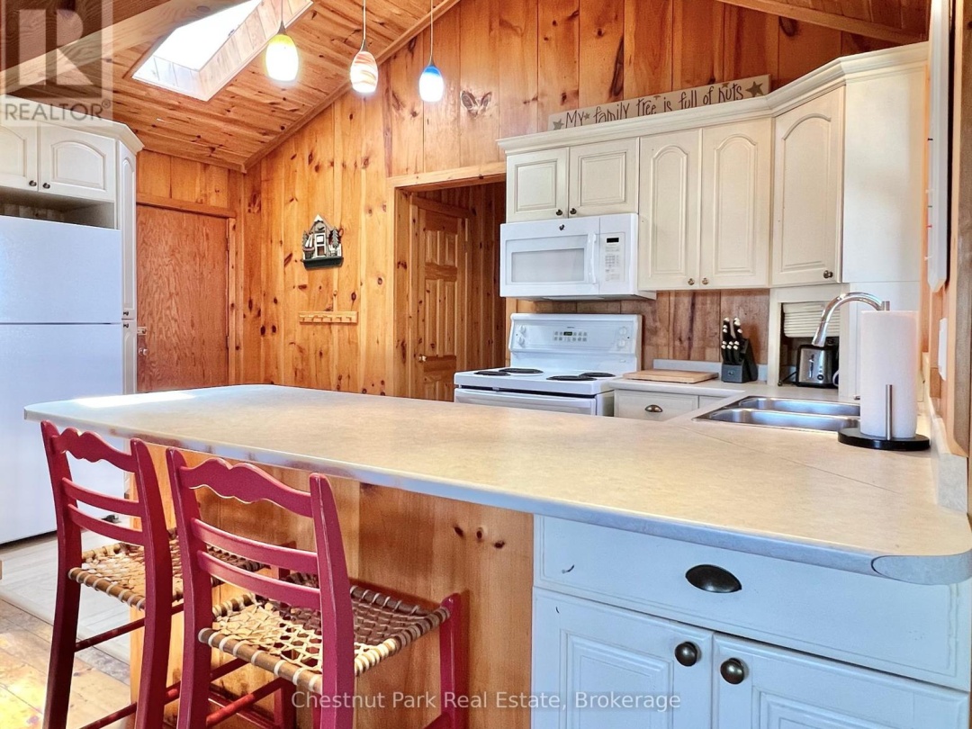 1036 Abbey Lane, Boshkung Lake