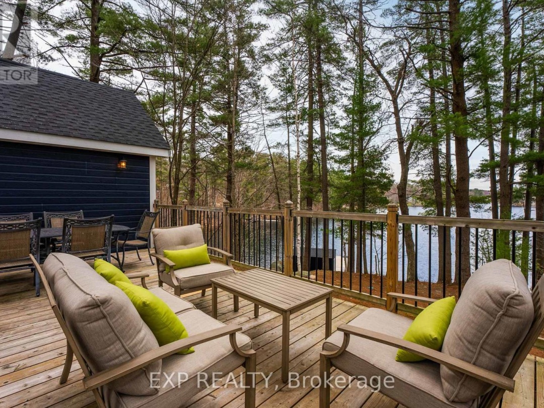 5B SOUTHWELL DRIVE, Horseshoe Lake