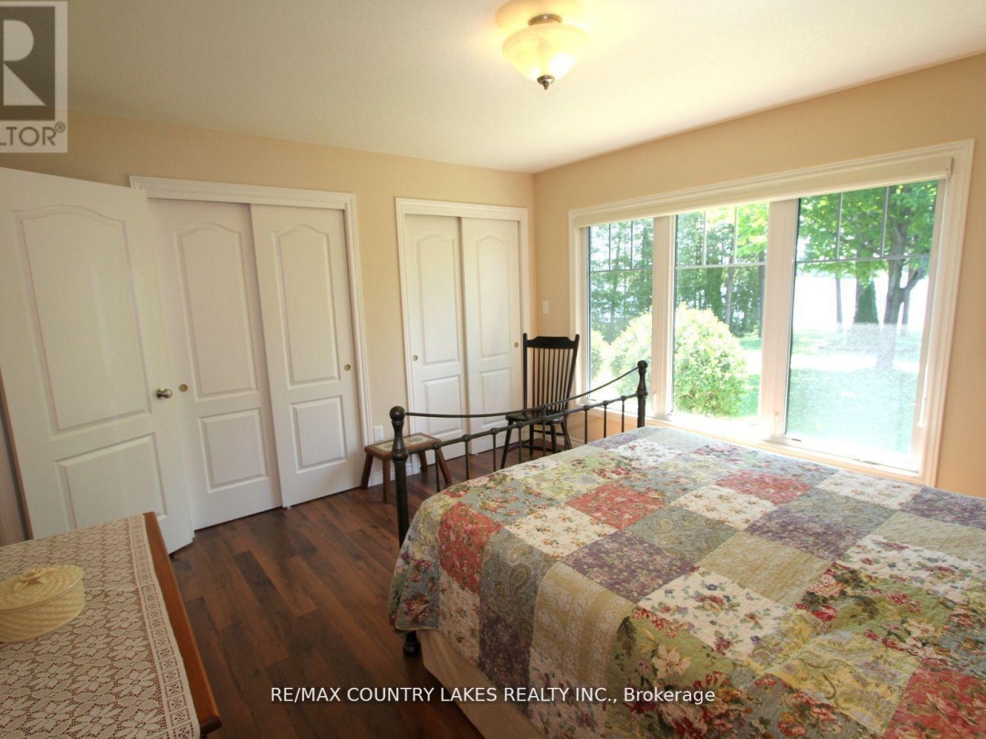 275 MCGUIRE BEACH ROAD, Canal Lake