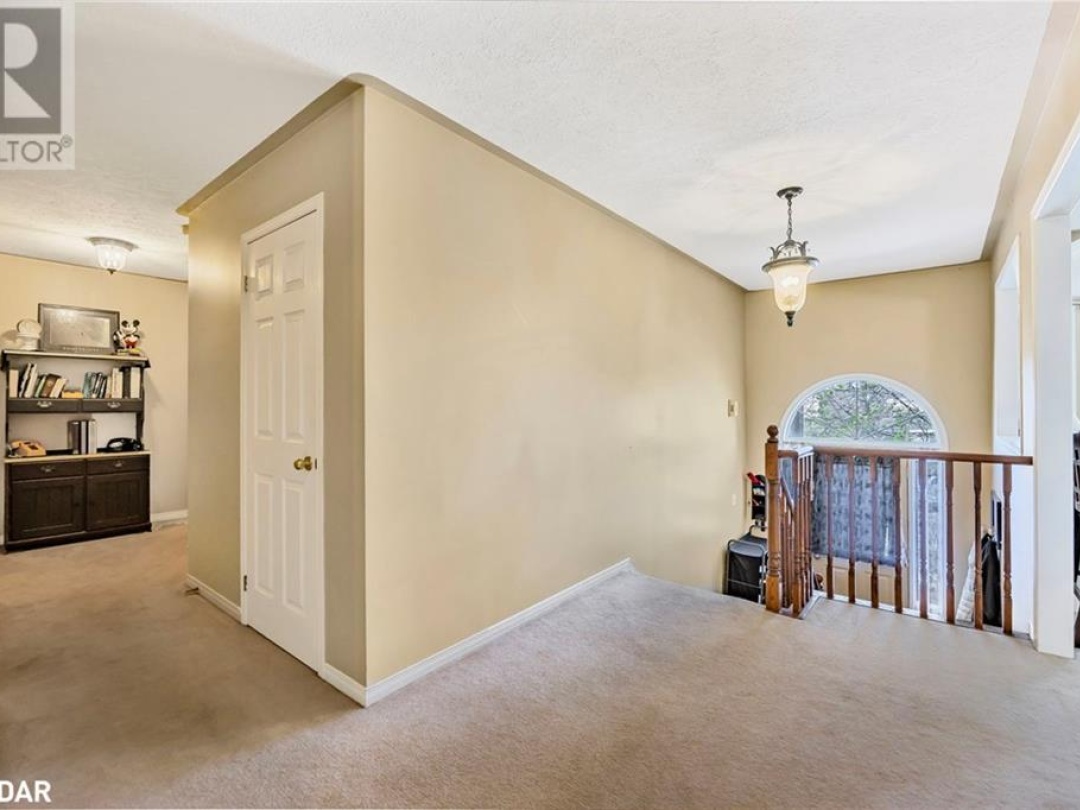 3160 Emperor Drive, Orillia