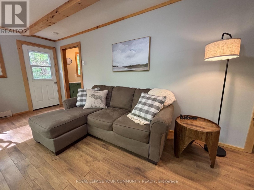 1031 Obelisk Trail, Davis Lake