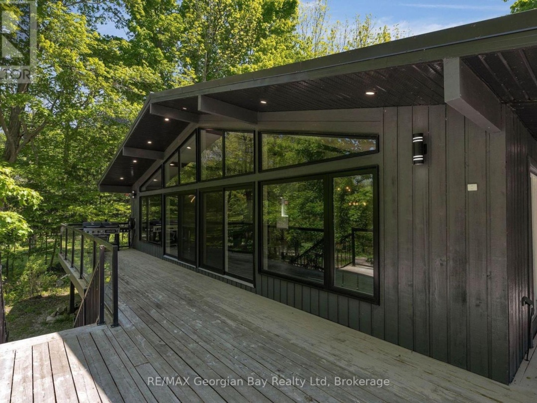 1745 TWIN OAKS CRESCENT, Matchedash 
