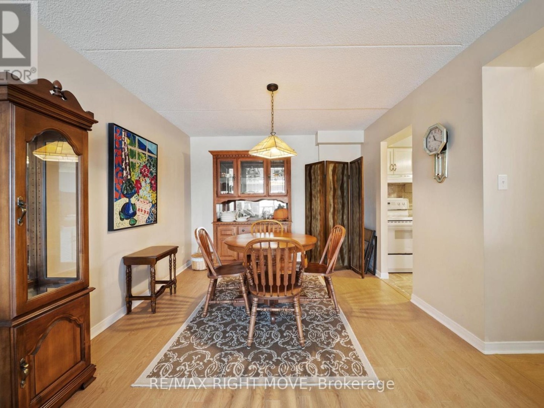 204 - 54 FITTONS ROAD W, 